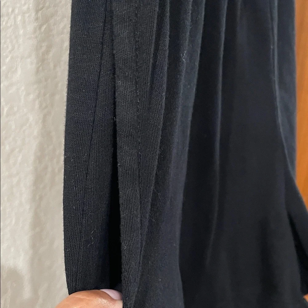 Old Navy Black Off-Shoulder Romper Jr Girls XL (14-16) Ruffle neckline like new